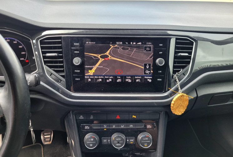 Volkswagen T-Roc 1.5 TSI 150 FIRST EDITION BVM6 DIGITAL COCKPIT