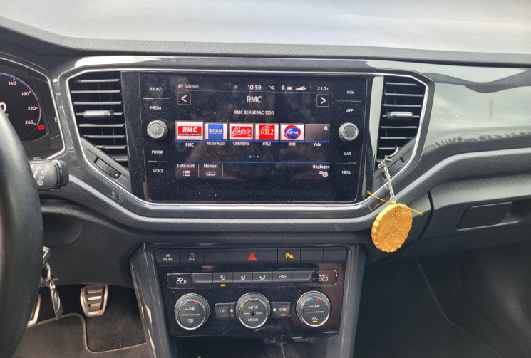 Volkswagen T-Roc 1.5 TSI 150 FIRST EDITION BVM6 DIGITAL COCKPIT