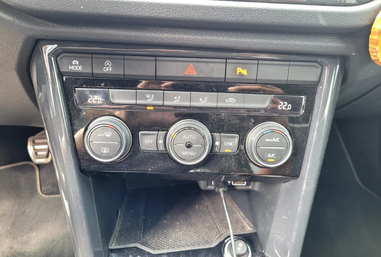 Volkswagen T-Roc 1.5 TSI 150 FIRST EDITION BVM6 DIGITAL COCKPIT