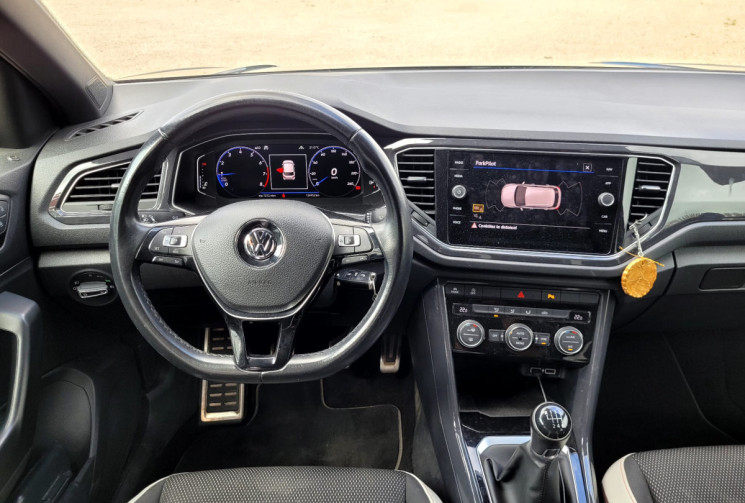 Volkswagen T-Roc 1.5 TSI 150 FIRST EDITION BVM6 DIGITAL COCKPIT