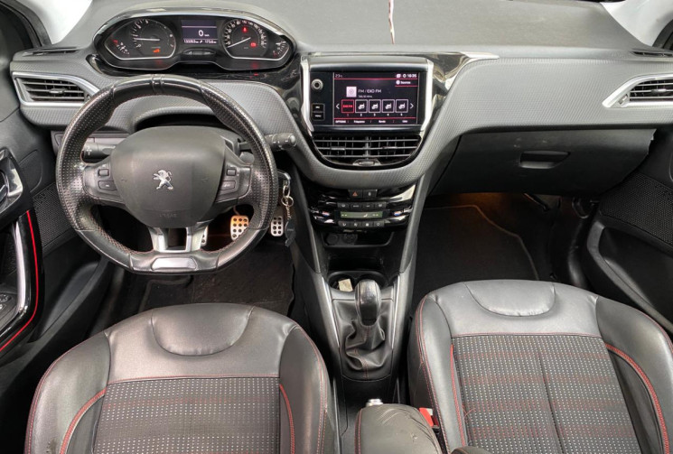 Peugeot 208 Phase 2 5 Portes 1.2 THP 110 cv GT-LINE