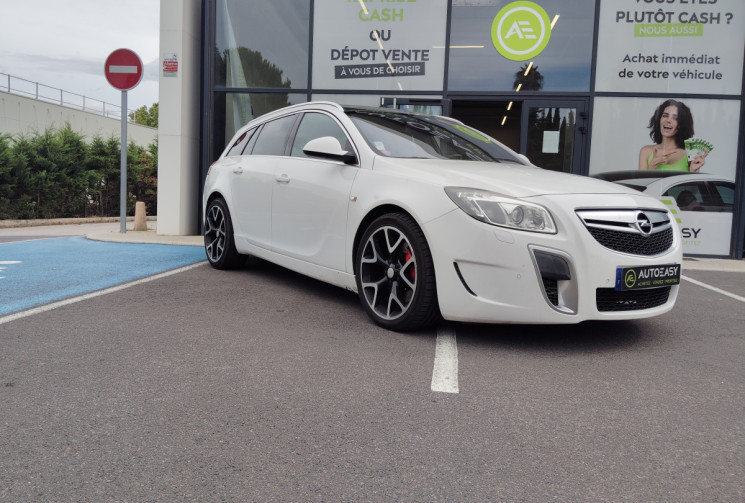 Opel INSIGNIA SPORTS TOURER 2.8 V6 TURBO 325 OPC
