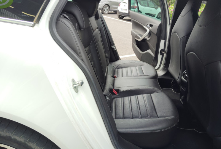 Opel INSIGNIA SPORTS TOURER 2.8 V6 TURBO 325 OPC