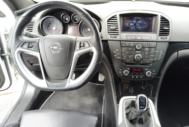 Opel INSIGNIA SPORTS TOURER 2.8 V6 TURBO 325 OPC