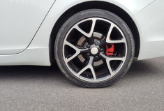 Opel INSIGNIA SPORTS TOURER 2.8 V6 TURBO 325 OPC