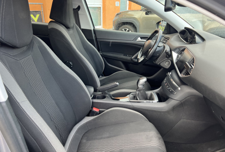 Peugeot 308 1.2 Puretech 82ch Style 5p