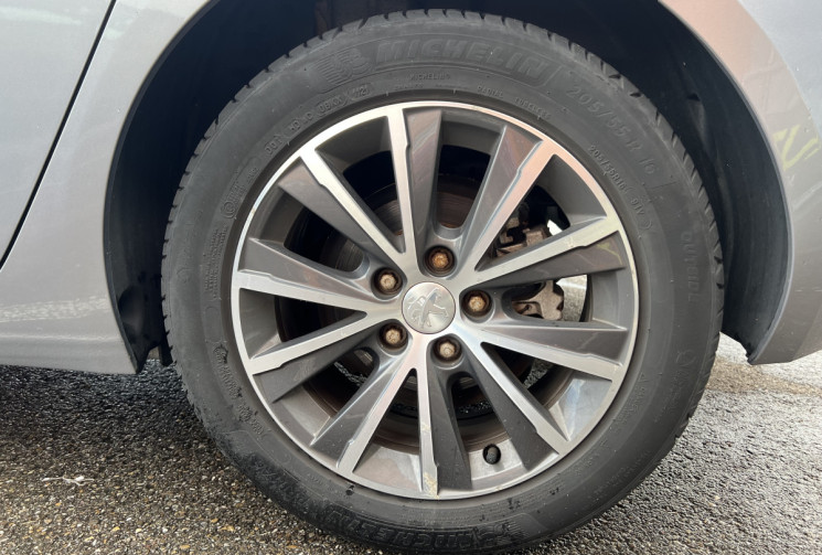 Peugeot 308 1.2 Puretech 82ch Style 5p