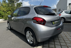 Peugeot 208 1.5 BLUEHDI 100ch Signature 1ère 