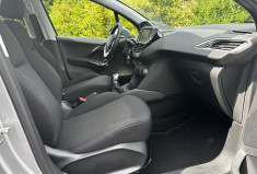 Peugeot 208 1.5 BLUEHDI 100ch Signature 1ère 