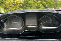 Peugeot 208 1.5 BLUEHDI 100ch Signature 1ère 