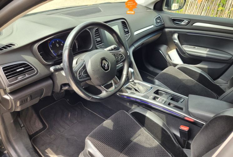 Renault Megane IV TCE 130 ENERGY INTENS