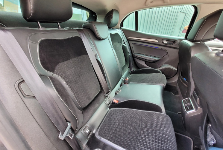 Renault Megane IV TCE 130 ENERGY INTENS