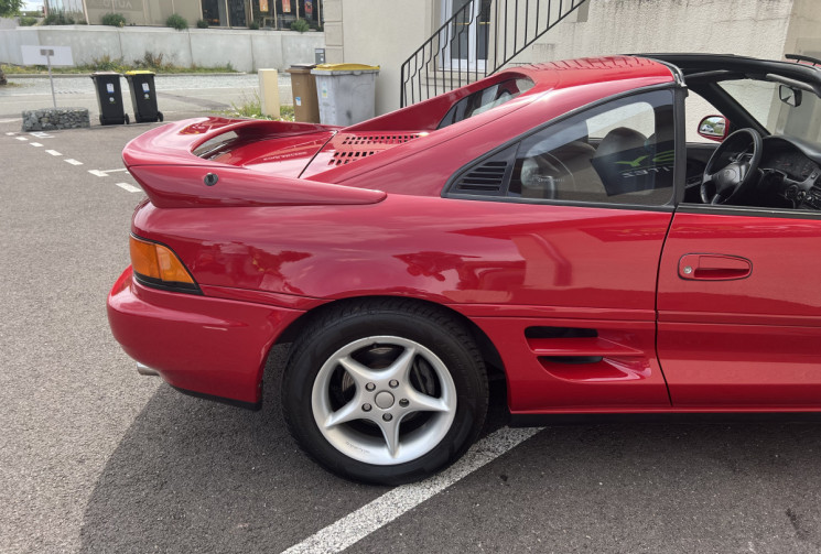 Toyota MR 2 2.0 GTI 16V 160 CH 
