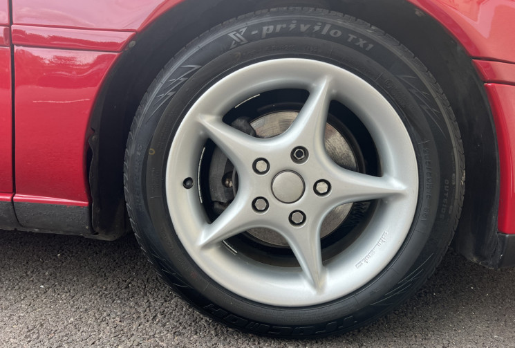 Toyota MR 2 2.0 GTI 16V 160 CH 