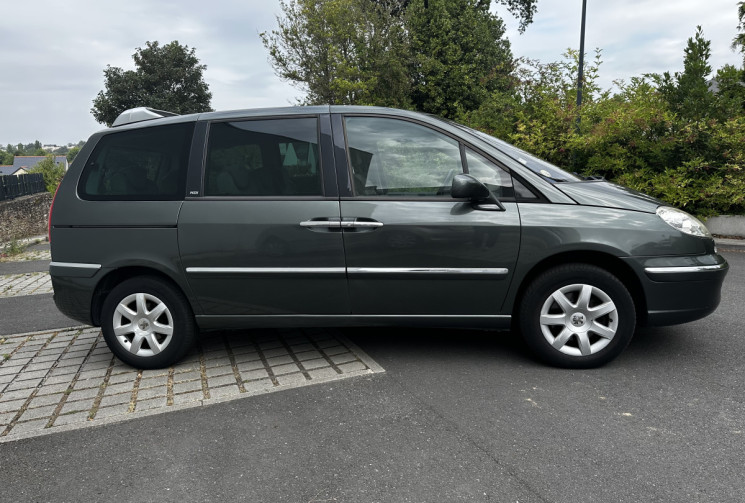 Peugeot 807 2.0 HDI 163ch Allure Superbe état