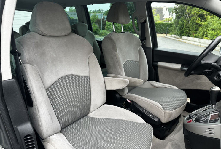 Peugeot 807 2.0 HDI 163ch Allure Superbe état