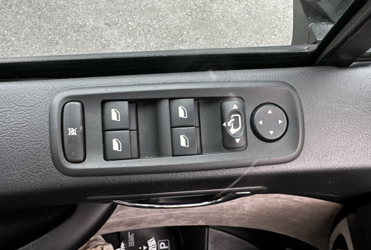 Peugeot 807 2.0 HDI 163ch Allure Superbe état