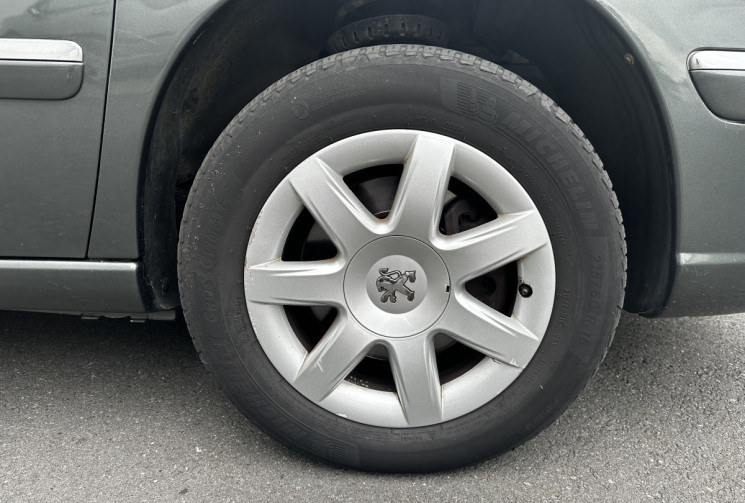 Peugeot 807 2.0 HDI 163ch Allure Superbe état