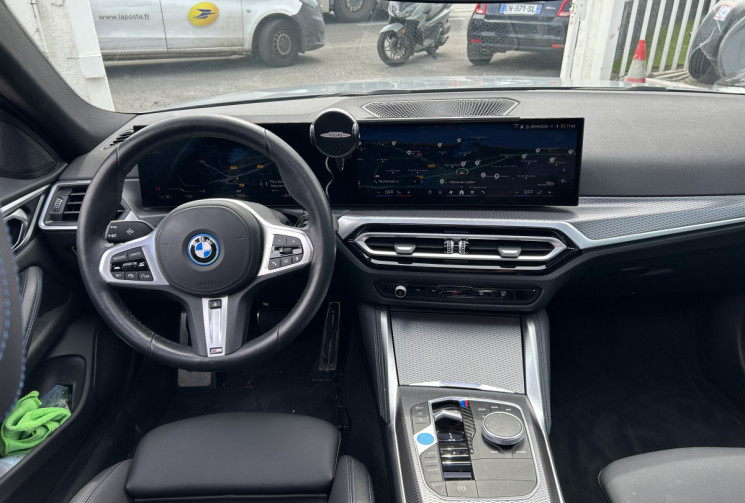 BMW i4 eDrive40 340 Ch M Sport * TOIT OUVRANT * 1 ER MAIN * CARPLAY