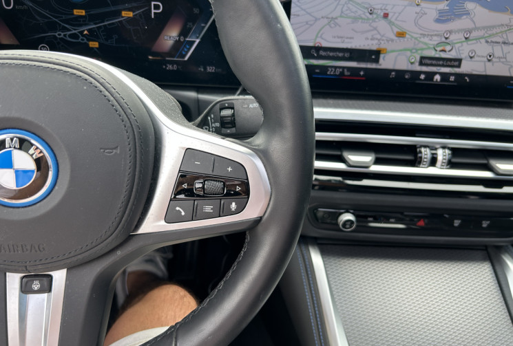 BMW i4 eDrive40 340 Ch M Sport * TOIT OUVRANT * 1 ER MAIN * CARPLAY