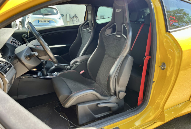 Renault Megane 2.0T 265ch RS PACK CUP / SUIVI RENAULT / 1° MAIN / BACQUET RECARO / CAMERA RECUL