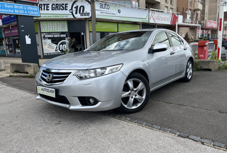 Honda ACCORD Berline 2.2 i-DTEC DPF Auto-S 150 cv Boîte auto