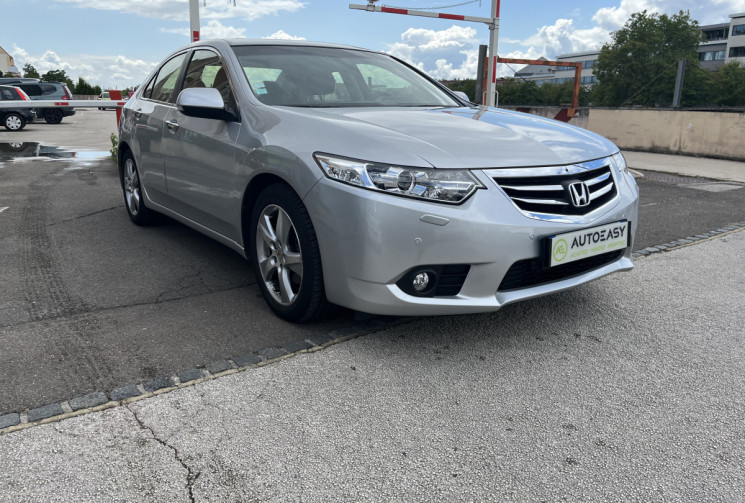 Honda ACCORD Berline 2.2 i-DTEC DPF Auto-S 150 cv Boîte auto