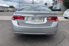 Honda ACCORD Berline 2.2 i-DTEC DPF Auto-S 150 cv Boîte auto