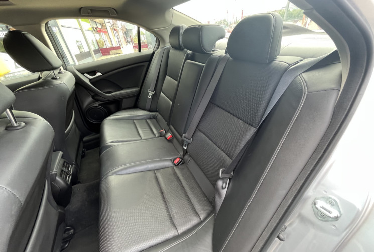 Honda ACCORD Berline 2.2 i-DTEC DPF Auto-S 150 cv Boîte auto