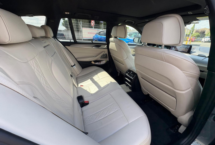 BMW SERIE 5 TOURING  540 D XDRIVE 3.0 D 320 PACK M PERFORMANCE/ ETAT IRREPROCHABLE/ GARANTIE 12 MOIS