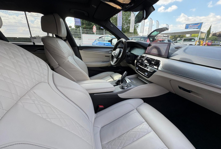 BMW SERIE 5 TOURING  540 D XDRIVE 3.0 D 320 PACK M PERFORMANCE/ ETAT IRREPROCHABLE/ GARANTIE 12 MOIS