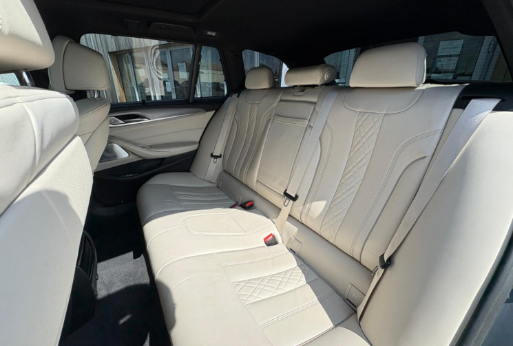 BMW SERIE 5 TOURING  540 D XDRIVE 3.0 D 320 PACK M PERFORMANCE/ ETAT IRREPROCHABLE/ GARANTIE 12 MOIS