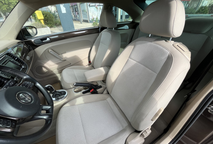 Volkswagen New Beetle II 1.4 TSi DSG 160 cv Boîte auto