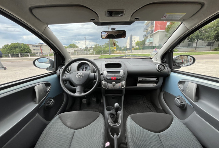 Toyota Aygo 5 Portes 1.0 VVTi 68 cv