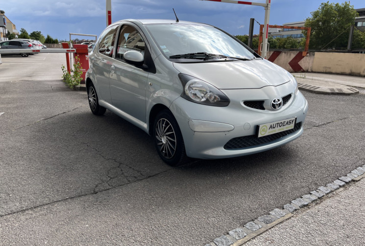 Toyota Aygo 5 Portes 1.0 VVTi 68 cv