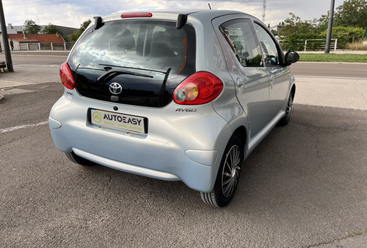 Toyota Aygo 5 Portes 1.0 VVTi 68 cv