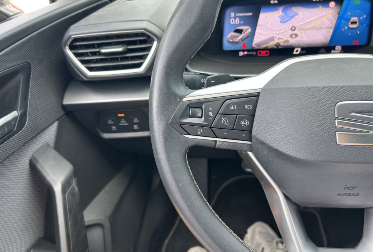 SEAT Leon 1.0 eTSI 110 Ch DSG7 Urban * CARPLAY * CAMERA * DIGITAL COCKPIT