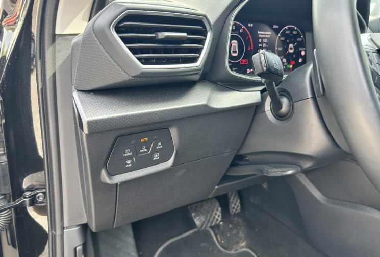 SEAT Leon 1.0 eTSI 110 Ch DSG7 Urban * CARPLAY * CAMERA * DIGITAL COCKPIT