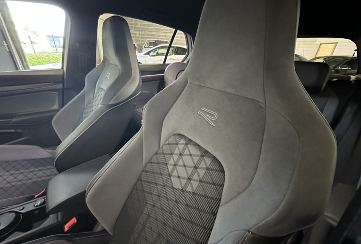 Volkswagen Golf R-Line 2.0 TDI SCR 150 ch DSG7/Entretien complet à jour