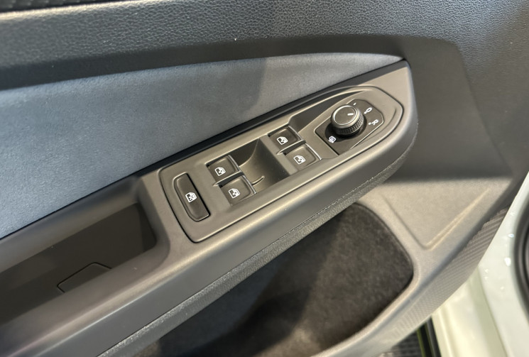 Volkswagen Golf R-Line 2.0 TDI SCR 150 ch DSG7/Entretien complet à jour