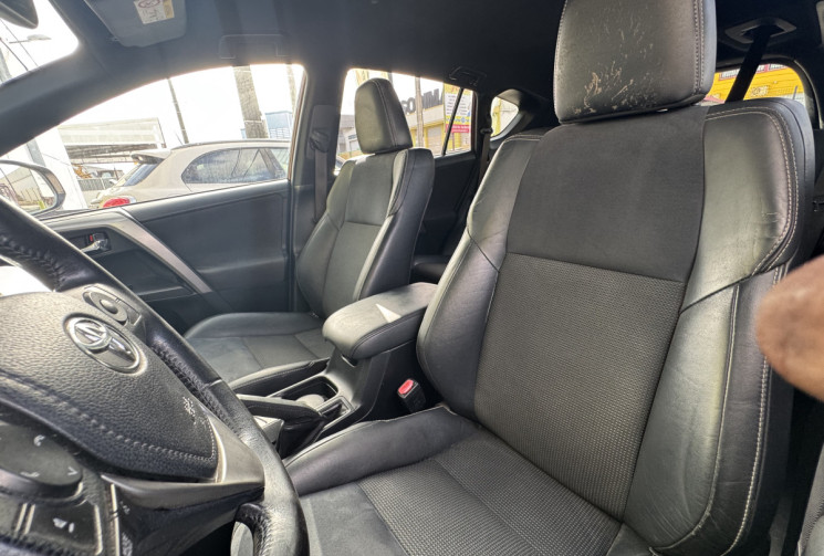 Toyota RAV4 IV Phase 2 2.5 VVTi 16V 197 Hybrid 2WD E-CVT 155 cv Boîte auto