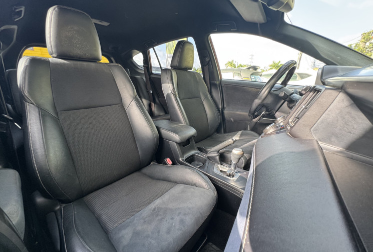Toyota RAV4 IV Phase 2 2.5 VVTi 16V 197 Hybrid 2WD E-CVT 155 cv Boîte auto