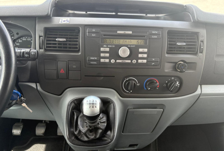 Ford Transit 2.2 CAMPING CAR CHAUSSON BEST OF 04 / GARANTIE 12 MOIS 