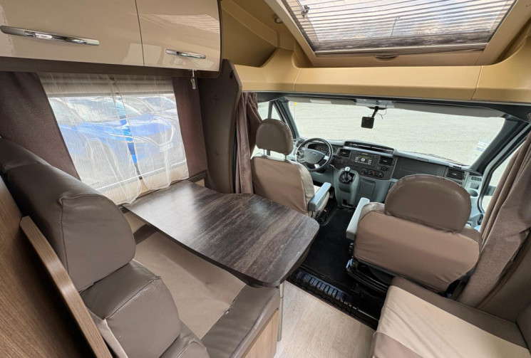 Ford Transit 2.2 CAMPING CAR CHAUSSON BEST OF 04 / GARANTIE 12 MOIS 
