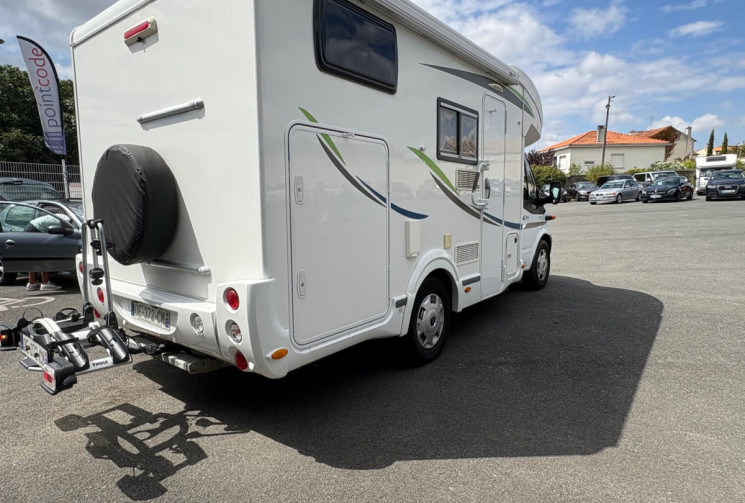 Ford Transit 2.2 CAMPING CAR CHAUSSON BEST OF 04 / GARANTIE 12 MOIS 