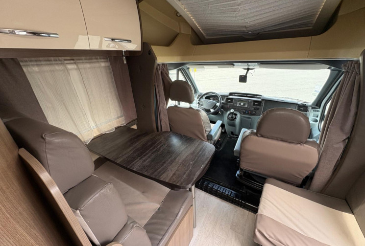Ford Transit 2.2 CAMPING CAR CHAUSSON BEST OF 04 / GARANTIE 12 MOIS 