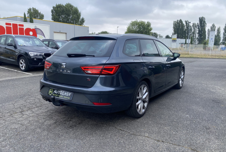 SEAT LEON ST 1.5 TSI DSG7 FR 150 / Car play / Attelage