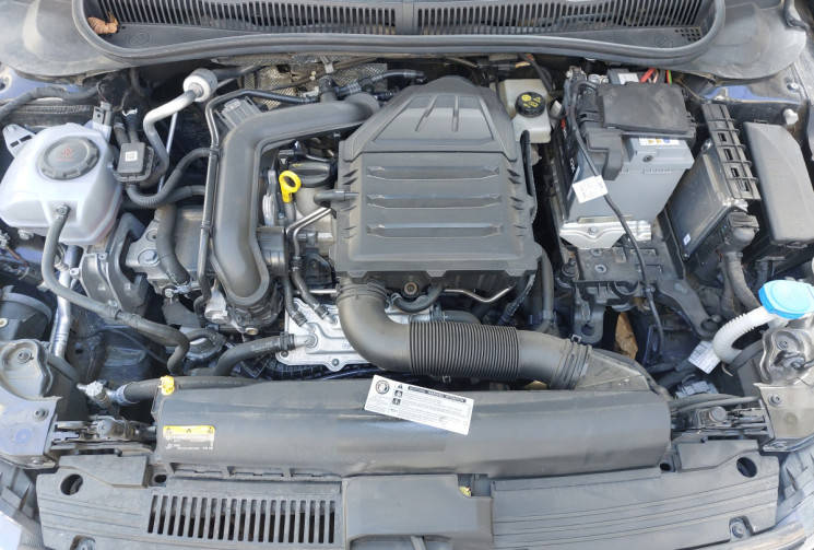 Volkswagen Polo VI 1.0 TSI 95 ch IQ DRIVE CARPLAY