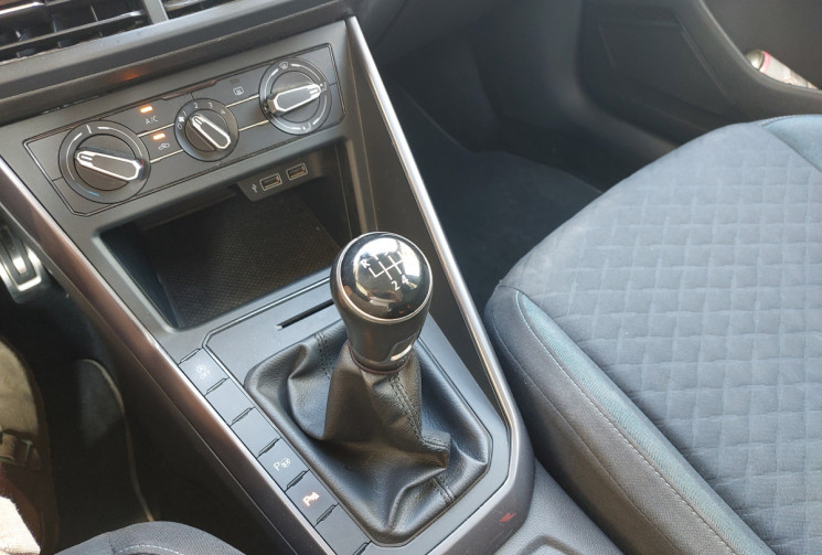 Volkswagen Polo VI 1.0 TSI 95 ch IQ DRIVE CARPLAY