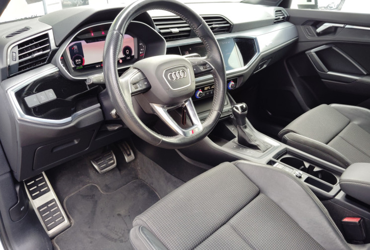 Audi Q3 35 TDI 150ch S line S tronic 7